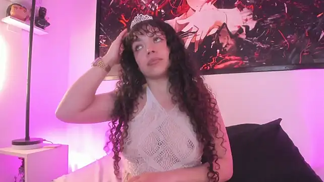 Ruby_diamonds - twerking on four