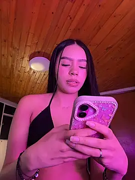 Karina_pink19