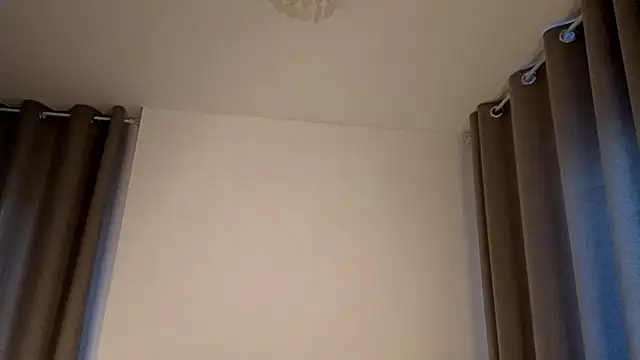 Mirrrra1