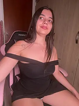 Estrella22 - en 4 sin panty