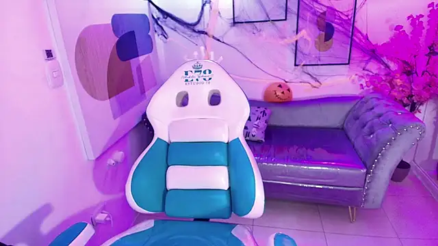 PaoCurly - blowjob + spit tits 😳💧💧