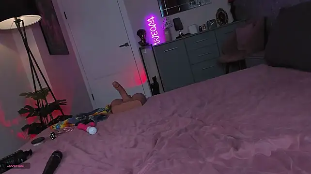 AlissaSexDoll - Fuckmachine at Doggystyle