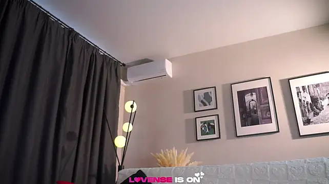 Eternalsssugar - Mash my tits