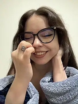 KaylaLewyss - Naughty spanks x24+snap+🎁