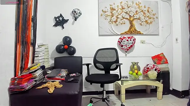 Miss_diosadenylon - Fill me with love for my birthday
