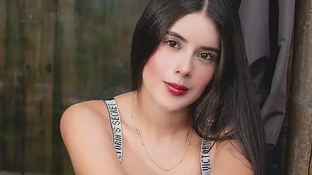 Mia_Silverr - 🔥Show my tits 3min❤️