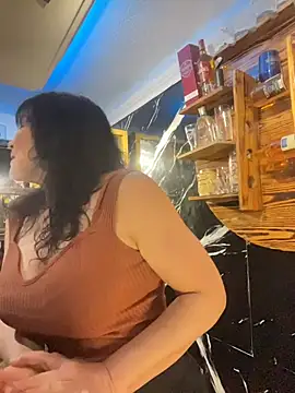 _Pamela04 - 2 fingers in my ass+ spank ass x 10