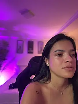JuanitaMore01 - Big squirt in ticket 💧💧💦💦💦