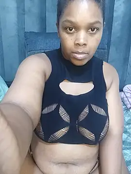 BigbootyNickyx