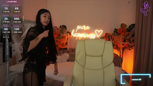 FataleNellie - striptease from Morticia