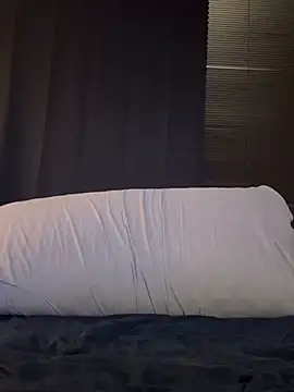 Joeystaciee - Panties off + use dildo