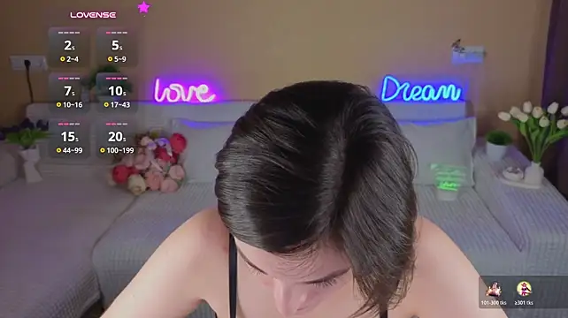 Camilla__one__ - Delicately tease with a juicy, naked ass