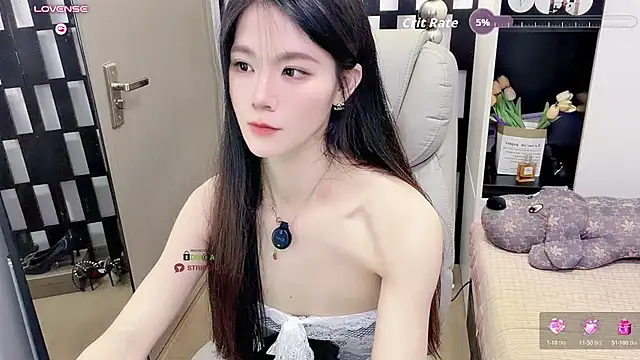 Yueyue-MM - 下空小狗侧趴+打pp20下