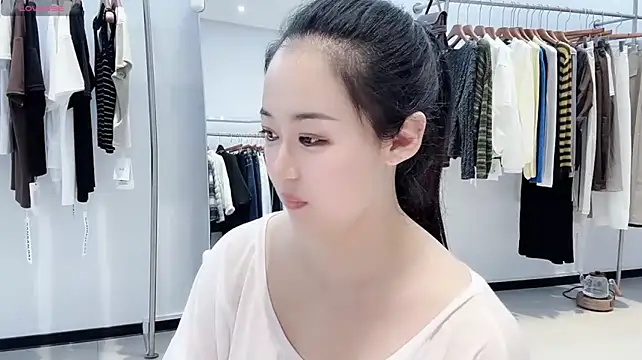 Veronica_L - 灰色星期三