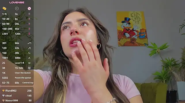 Avayuzu - Tease with my shorts