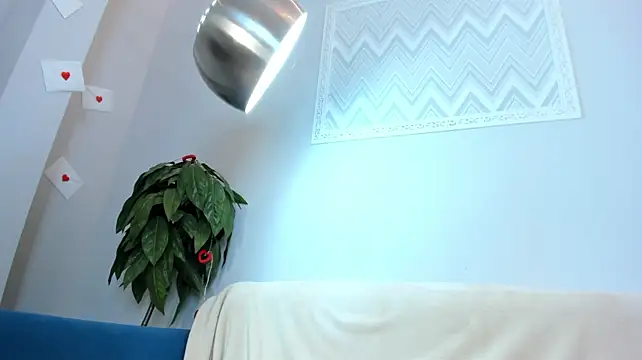 Bella_Ocean - massage boobs under my bra