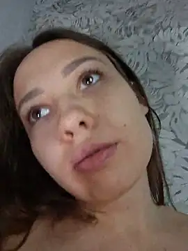 Olivia_OliV - 2 FINGER IN PUSSY CLOSE TO CAMERA🤤🥵