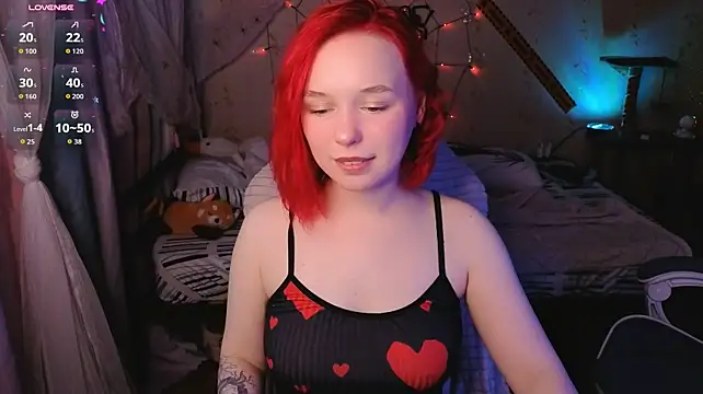 NaomiYoru - tease naked nipples