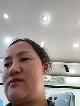Amy1688 - 户外脱内裤特写小穴
