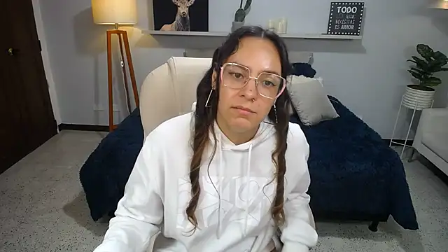 Bianca____ - 🔥 Flash Boobs with Oil and Bounce 🔥