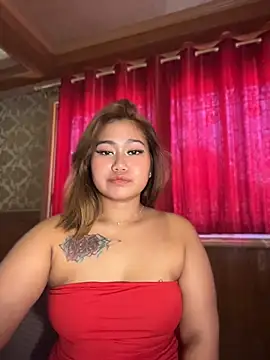 Vien_pussy69 - RIDING DILDO IN DOGGY POSE