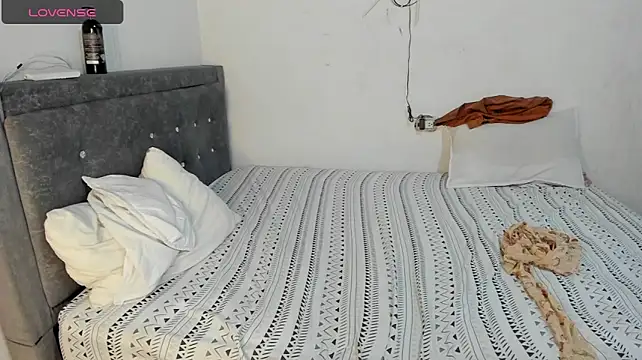 Abdelsolis - dildo show in pussy