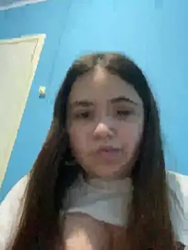 Kitty_hottt - flash peito