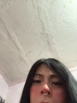 YummyGirl_ - Mi amigo me toca el culo💋