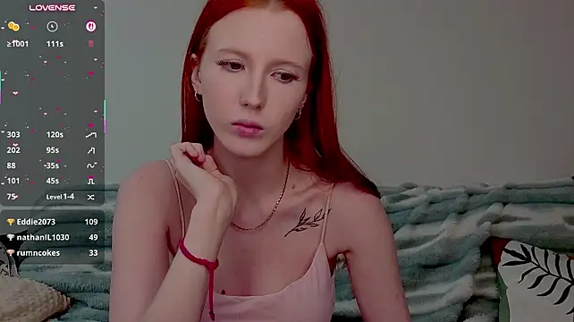 CharmingEli - 5 minutes topless