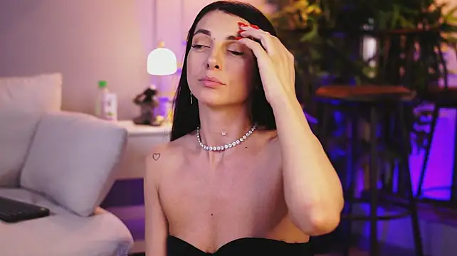 EllyLynne - :fire: set this pussy on fire