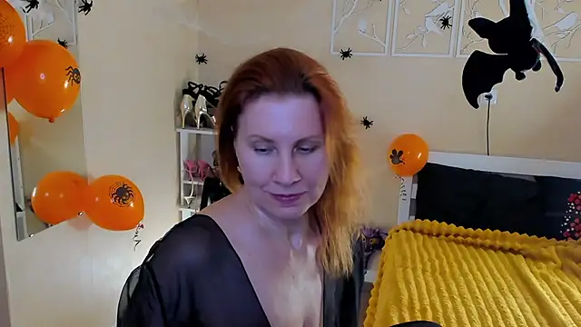 FoxySophia - 👻handbra👻