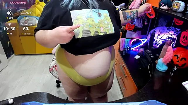 Softie_Sofy - Pussyfuck with black big toy~( •̀ ω •́ )