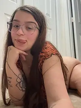 Joeystaciee - Panties off + use dildo