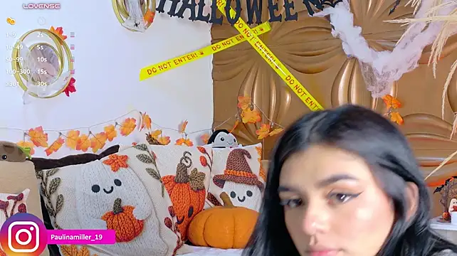 Paulinamillerr - big dildo and the best squirt of all