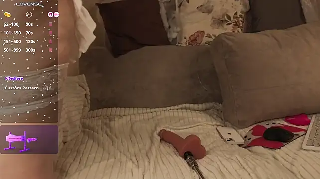 Juicy_Mollyy - DRESS OFF + SLAP TITS