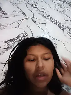 Mali-CeMuse - Dildo in pussy