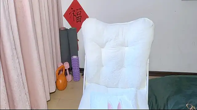 MMYIOO - 周三如约而至，欢迎来直播间坐坐，聊聊日常😁😁