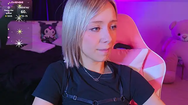 Bowbb - flash tits