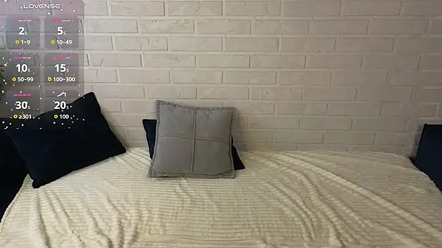 KiraMooon - spank ass until it red