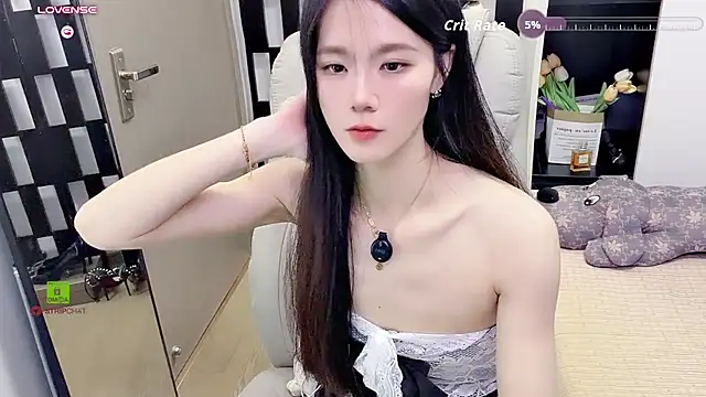 Yueyue-MM - 下空小狗侧趴+打pp20下
