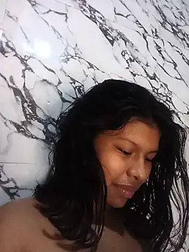 Mali-CeMuse - Dildo in pussy