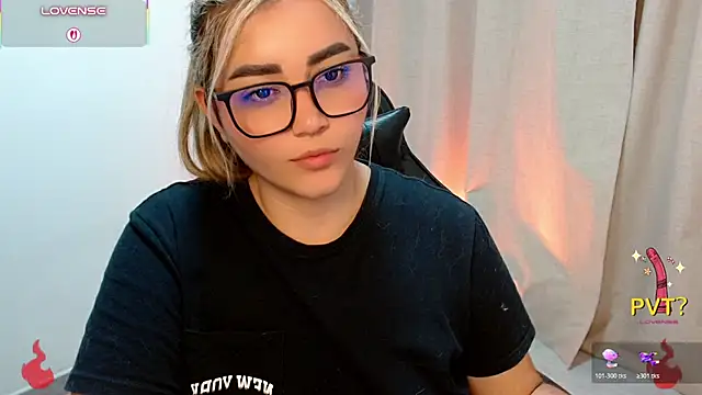Lucia_star__ - DEEPTHROAT + SALIVA IN TITS 💦