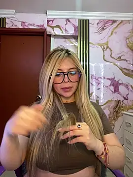 CristalGmez - NAKED AND DOGGY PUSSY