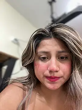 -Adrilux- - 2 limones dentro de mi culo 😱🍑