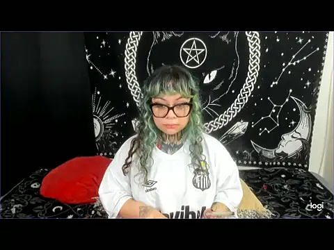 Driana_atee - suck dildo and play boobs