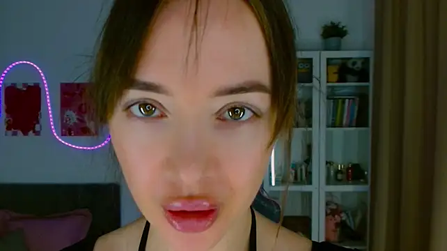 Eva_Allen - SQUIRT LIKE WATERFALL