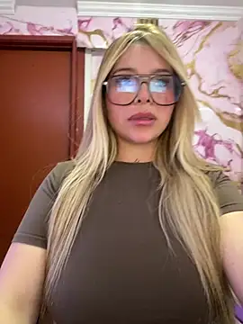 CristalGmez - NAKED AND DOGGY PUSSY