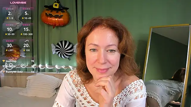 LeticiaRomano - play with your shoulders and collarbones