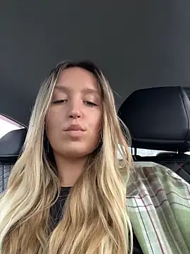 StasyWood - Show dildo🤤