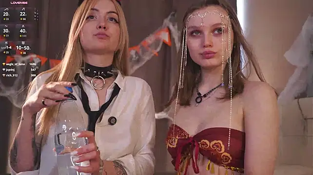 MandaReh - Luna and Lana are sucking one lollipop